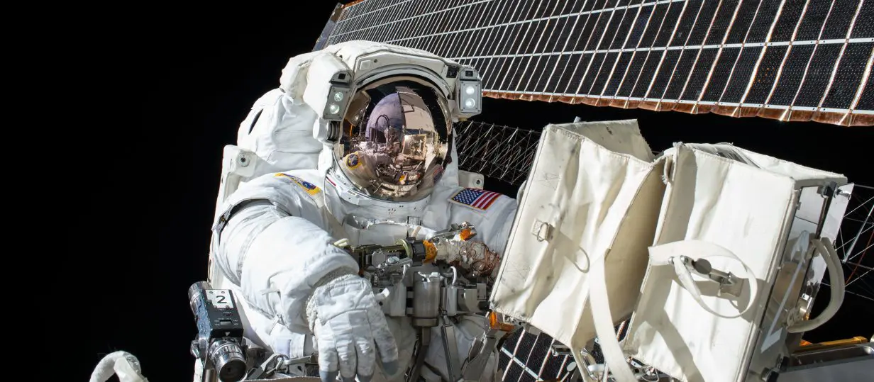 大学/高校/中学 グローバル教育研修のご案内
Global Education Program in NASA